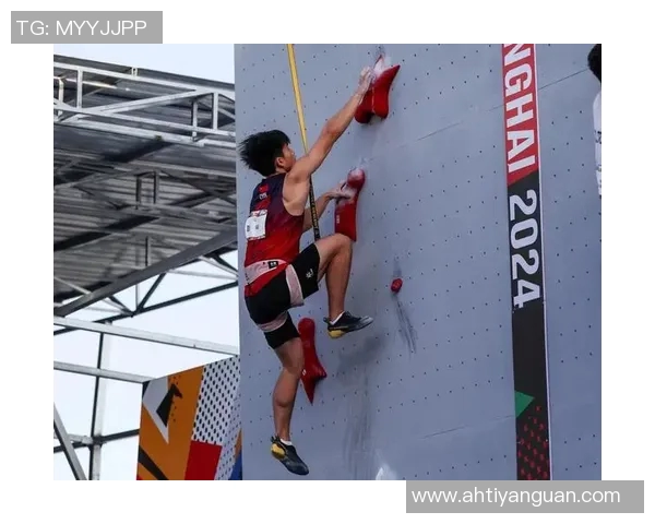 重庆攀岩队灵活性创新高引领全国攀岩新潮流与发展趋势 重庆攀岩队灵活性创新高引领全国攀岩新潮流与发展趋势